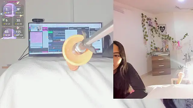 Snapshot of sofi_velez chatting on 12-04-25, 05:01 sofi velez online show from 12-04-25, 05:01