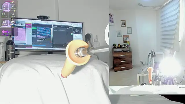 Snapshot of sofi_velez chatting on 11-08-25, 05:05 sofi velez online show from 11-08-25, 05:05