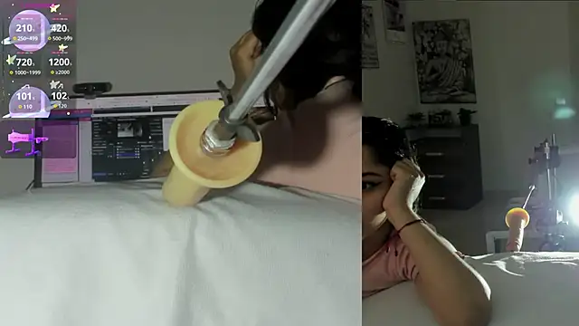 sofi velez online show from 03-24-26, 05:02