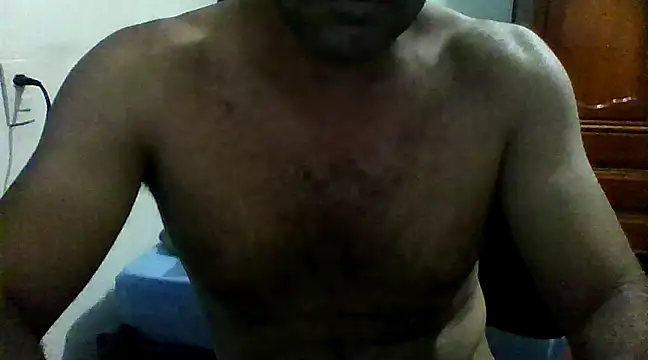Snapshot of SAFADINHO-25 chatting on 02-22-25, 12:27 SAFADINHO-25 online show from 02-22-25, 12:27
