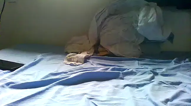 Snapshot of SAFADINHO-25 chatting on 02-02-25, 10:56 SAFADINHO-25 online show from 02-02-25, 10:56