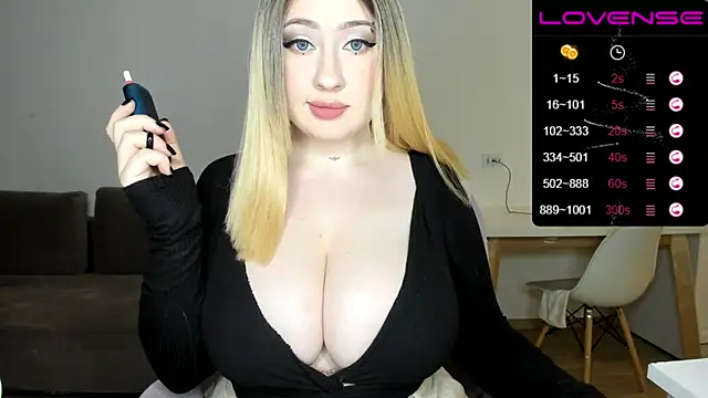 Snapshot of hazejena chatting on 01-15-25, 06:50 hazejena online show from 01-15-25, 06:50