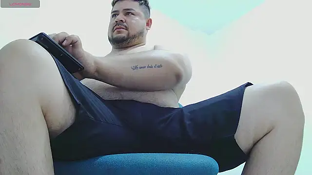 oso dirty  online show from 09-30-25, 06:25