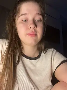 HornyGirlH online show from 11-06-25, 03:10