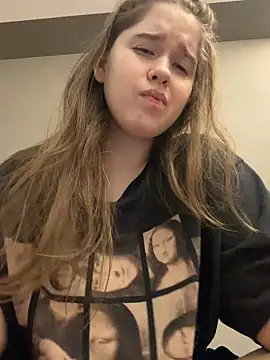 HornyGirlH online show from 03-31-26, 11:18