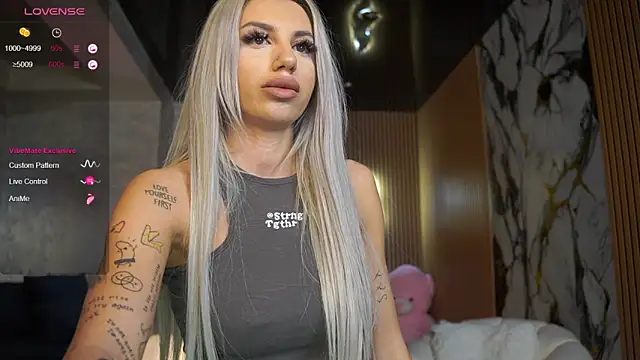 LisaAkira online show from 03-31-26, 06:59