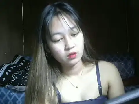 Snapshot of Krishasweet chatting on 02-04-25, 05:42 Krishasweet online show from 02-04-25, 05:42