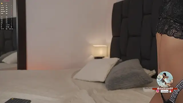 MelisaLopez  online show from 02-19-26, 12:24