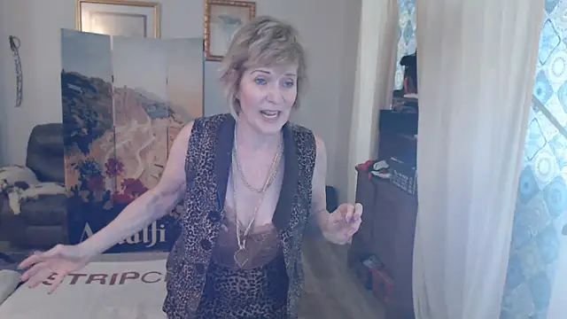 SindeeDix online show from 08-04-26, 02:32
