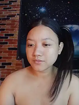 Snapshot of Urchanel chatting on 05-16-26, 11:59 Urchanel online show from 05-16-26, 11:59