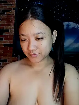 Snapshot of Urchanel chatting on 05-04-26, 11:18 Urchanel online show from 05-04-26, 11:18