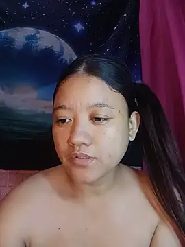 Snapshot of Urchanel chatting on 07-26-26, 10:38 Urchanel online show from 07-26-26, 10:38