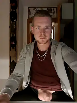 Playbunniboy online show from 11-26-25, 06:08