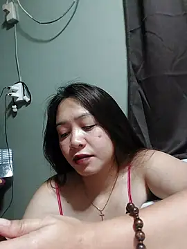 Snapshot of MissKitty31 chatting on 04-26-26, 06:43 MissKitty31 online show from 04-26-26, 06:43