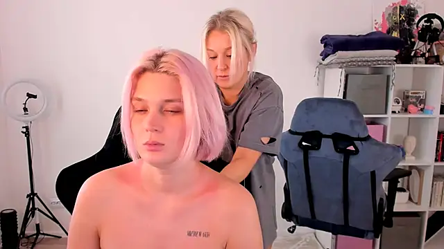 hotblonds online show from 10-10-25, 10:05