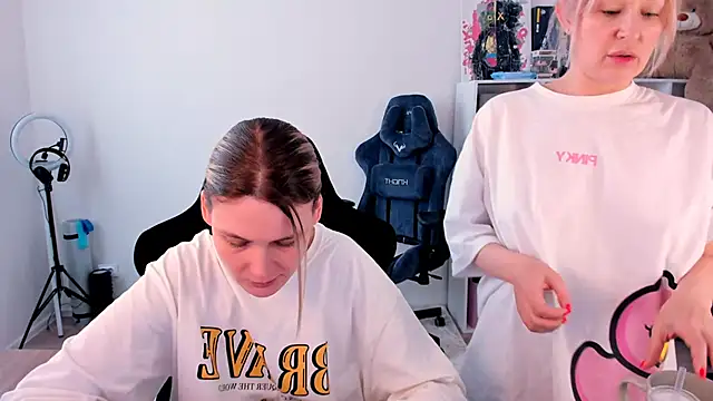 hotblonds online show from 02-20-26, 11:34