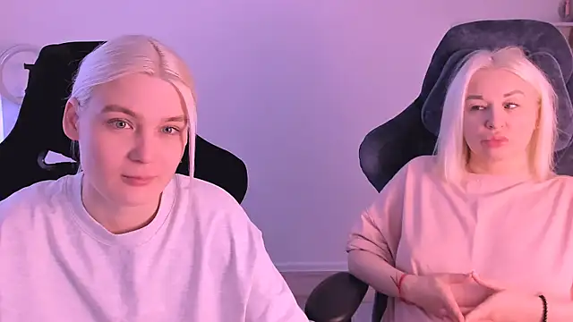 hotblonds online show from 01-26-25, 07:32