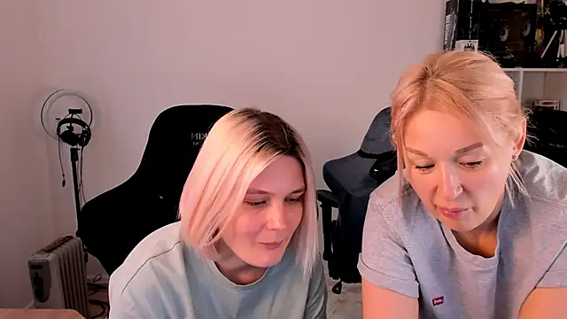 hotblonds online show from 11-28-25, 10:59