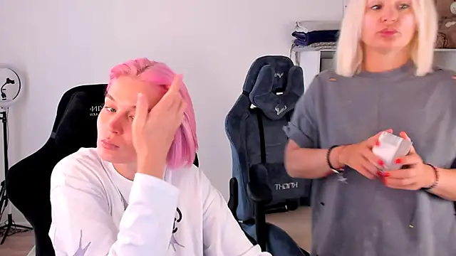 hotblonds online show from 09-20-25, 10:31