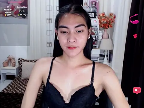 Snapshot of LAVIDALENATS chatting on 01-06-26, 04:44 LAVIDALENATS online show from 01-06-26, 04:44