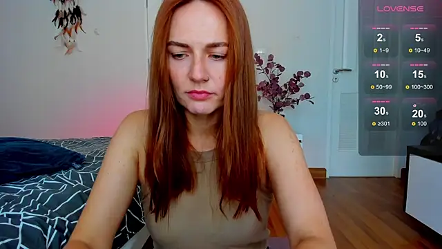 Snapshot of BritneyHall chatting on 01-05-25, 06:56 BritneyHall online show from 01-05-25, 06:56