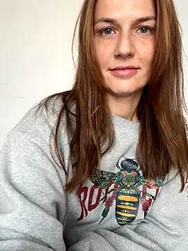 Snapshot of BritneyHall chatting on 10-15-25, 09:39 BritneyHall online show from 10-15-25, 09:39