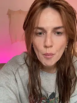 Snapshot of BritneyHall chatting on 03-02-26, 08:43 BritneyHall online show from 03-02-26, 08:43