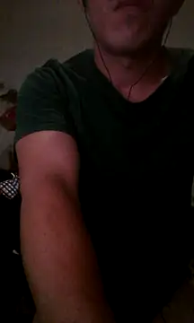 Snapshot of landy20cm chatting on 12-31-24, 04:57 landy20cm online show from 12-31-24, 04:57
