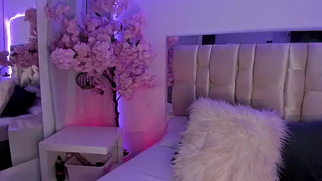 AMMY-CAMM online show from 11-18-25, 09:07