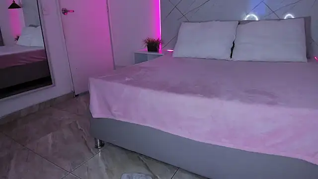 AMMY-CAMM online show from 03-18-25, 09:12