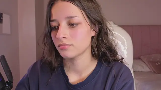 Amaia Daniells online show from 01-09-26, 04:08