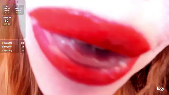 Snapshot of softlysoftlyasbeauty chatting on 04-18-26, 07:07 softlysoftlyasbeauty online show from 04-18-26, 07:07