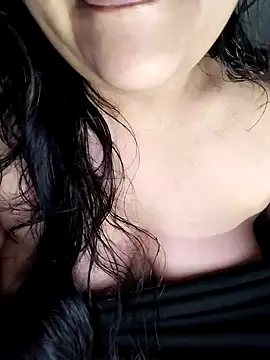 Annerae online show from 03-08-26, 04:21