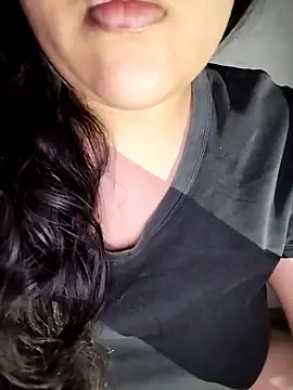 Annerae online show from 12-14-25, 03:06