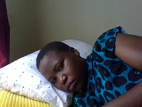 cute-marianna online show from 10-27-25, 11:00