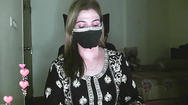 Snapshot of Cute_Sonii chatting on 06-06-26, 01:38 Cute Sonii online show from 06-06-26, 01:38