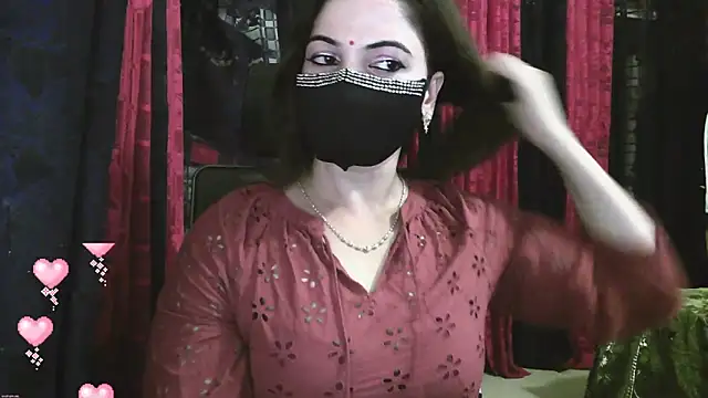 Snapshot of Cute_Sonii chatting on 10-05-25, 12:07 Cute Sonii online show from 10-05-25, 12:07