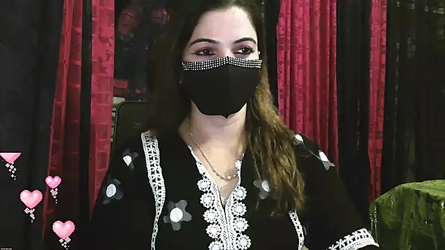 Snapshot of Cute_Sonii chatting on 10-18-25, 12:07 Cute Sonii online show from 10-18-25, 12:07