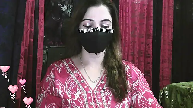 Snapshot of Cute_Sonii chatting on 10-14-25, 01:01 Cute Sonii online show from 10-14-25, 01:01