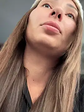 Snapshot of YOUR-KARINA chatting on 01-08-25, 09:53 YOUR-KARINA online show from 01-08-25, 09:53