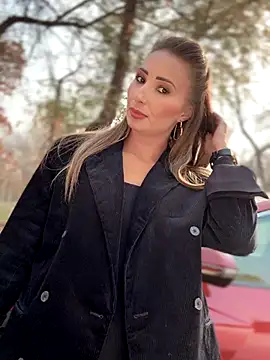 Snapshot of YOUR-KARINA chatting on 10-28-25, 08:24 YOUR-KARINA online show from 10-28-25, 08:24