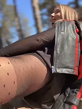 Snapshot of YOUR-KARINA chatting on 03-19-25, 05:52 YOUR-KARINA online show from 03-19-25, 05:52