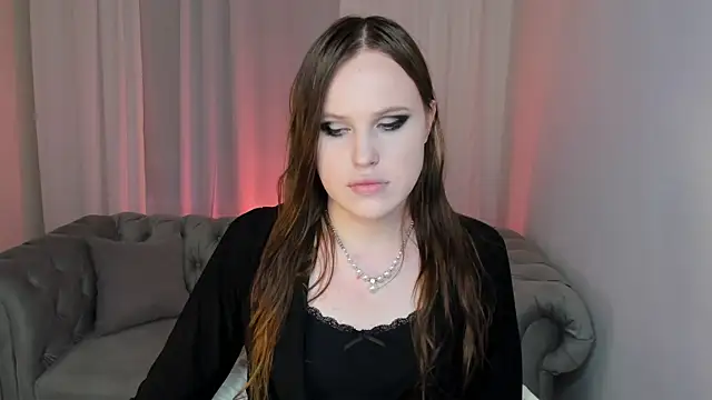 EffieMinki online show from 07-15-26, 11:45