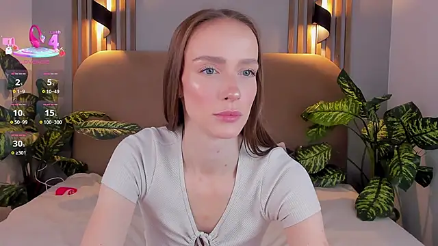 Kira Quinn online show from 10-17-25, 07:11