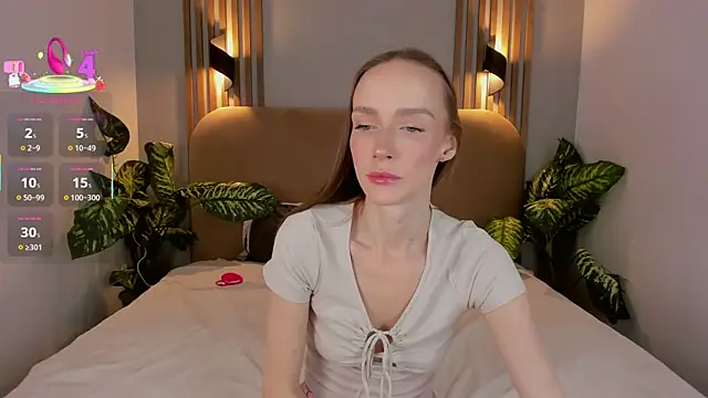 Kira Quinn online show from 11-10-25, 06:51