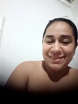 emiligrey  online show from 05-19-26, 10:33