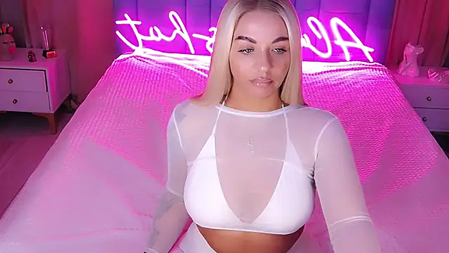 AllwaysHotJ online show from 11-19-25, 02:22