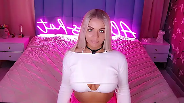 AllwaysHotJ online show from 03-27-26, 01:58