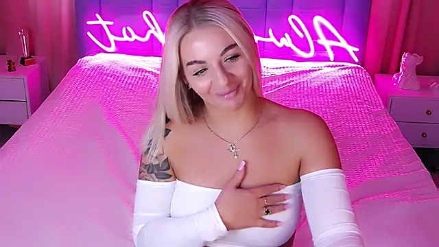 AllwaysHotJ online show from 10-15-25, 02:10