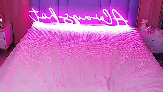 AllwaysHotJ online show from 12-01-25, 02:12